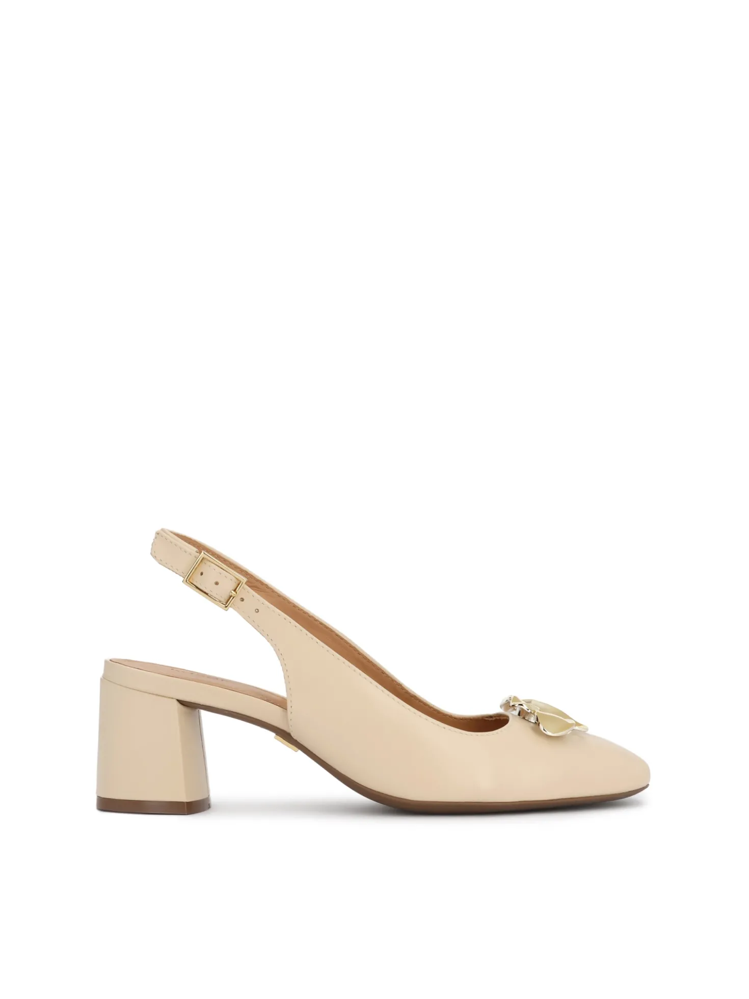 Beżowe czółenka slingback ze skóry naturalnej z biżuteryjną ozdobą