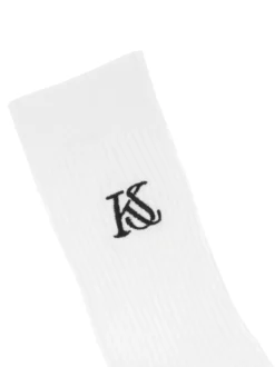 Białe prążkowane skarpety z logo KAZAR STUDIO