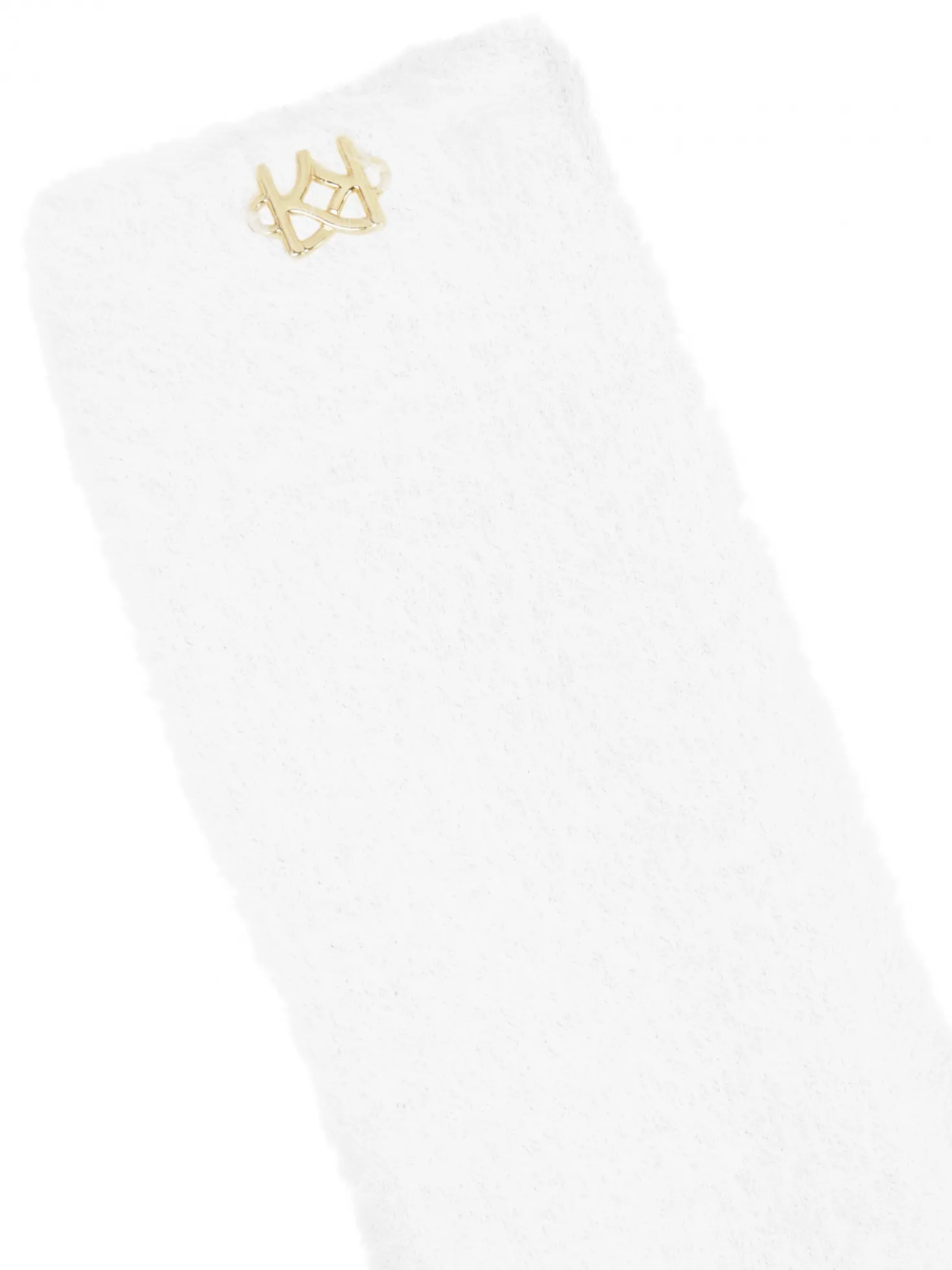 Białe puszyste skarpetki z monogramem
