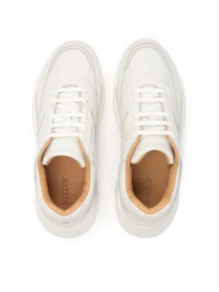 Białe skórzane sneakersy na grubej podeszwie