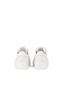 Białe sneakersy w tłoczone monogramy KAZAR