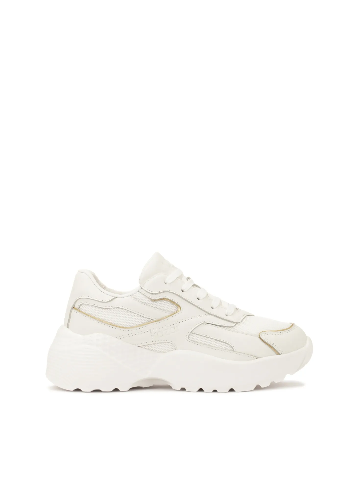 Białe sneakersy ze złotą lamówką