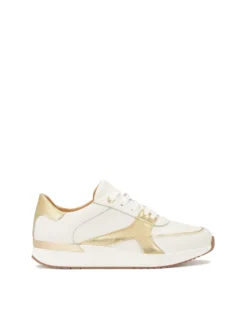 Białe sneakersy ze złotą wstawką