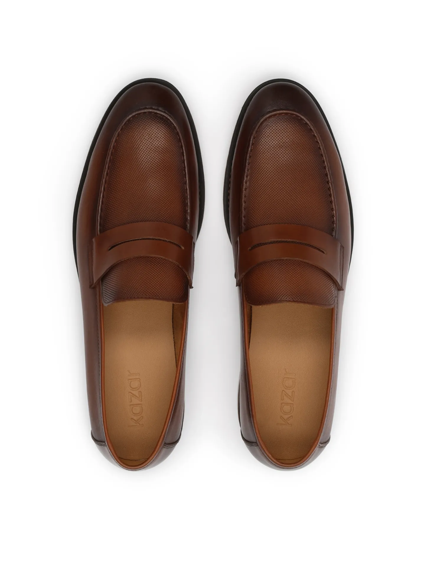 Brązowe loafersy ze zdobioną cholewką