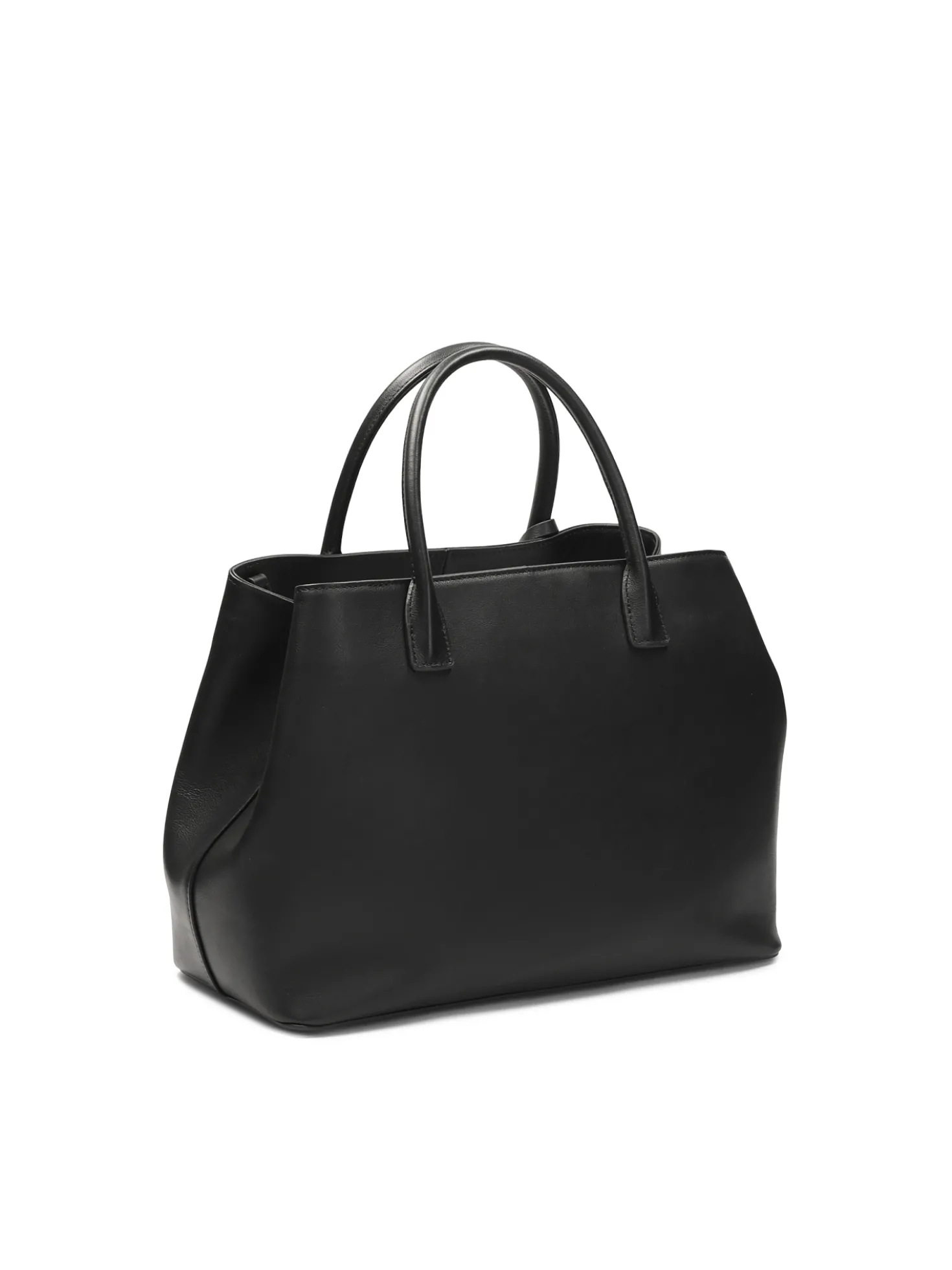Czarna skórzana torebka w stylu minimal