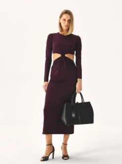 Czarna skórzana torebka w stylu minimal