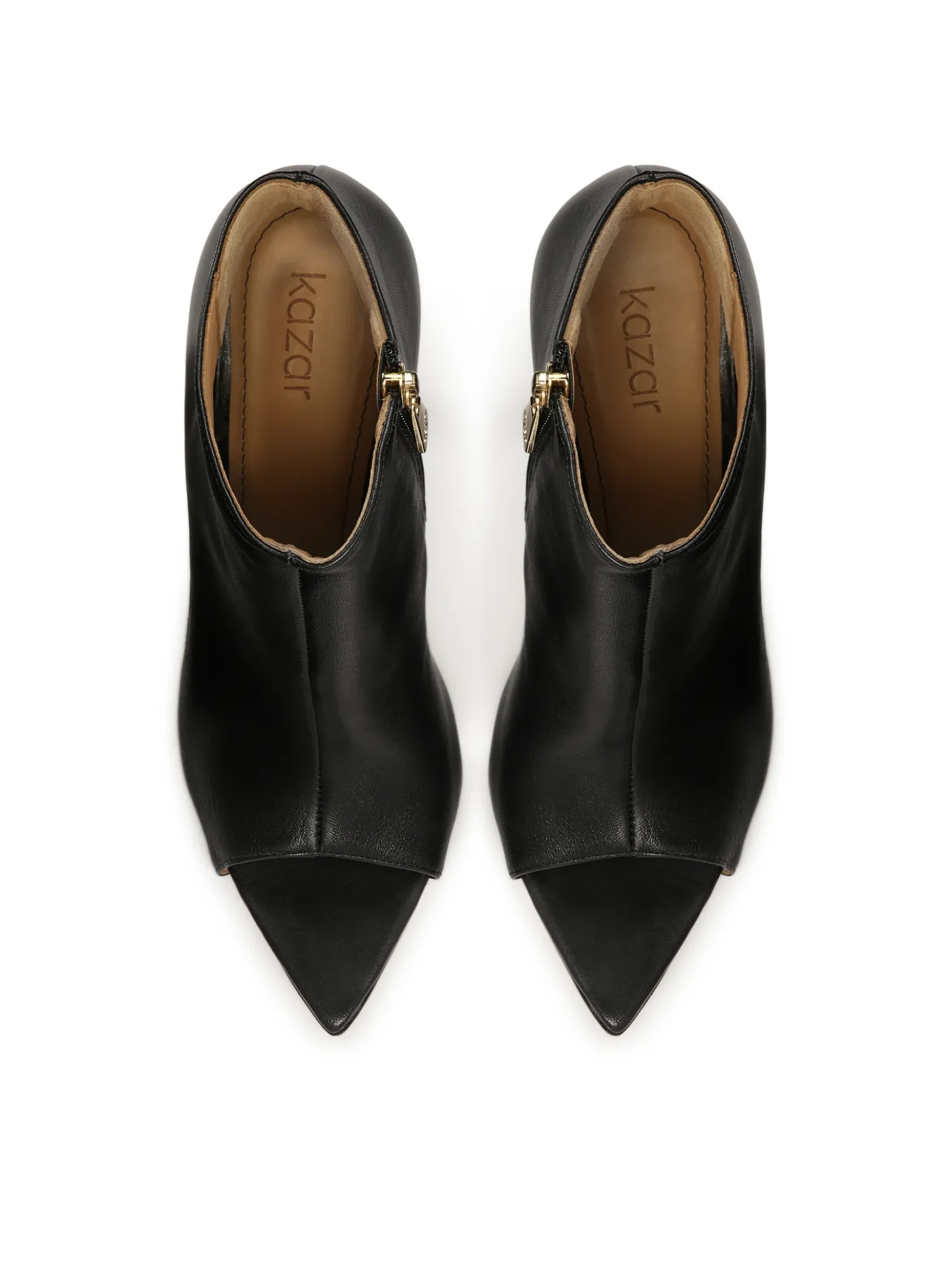 Czarne botki z odkrytymi spiczastymi noskami