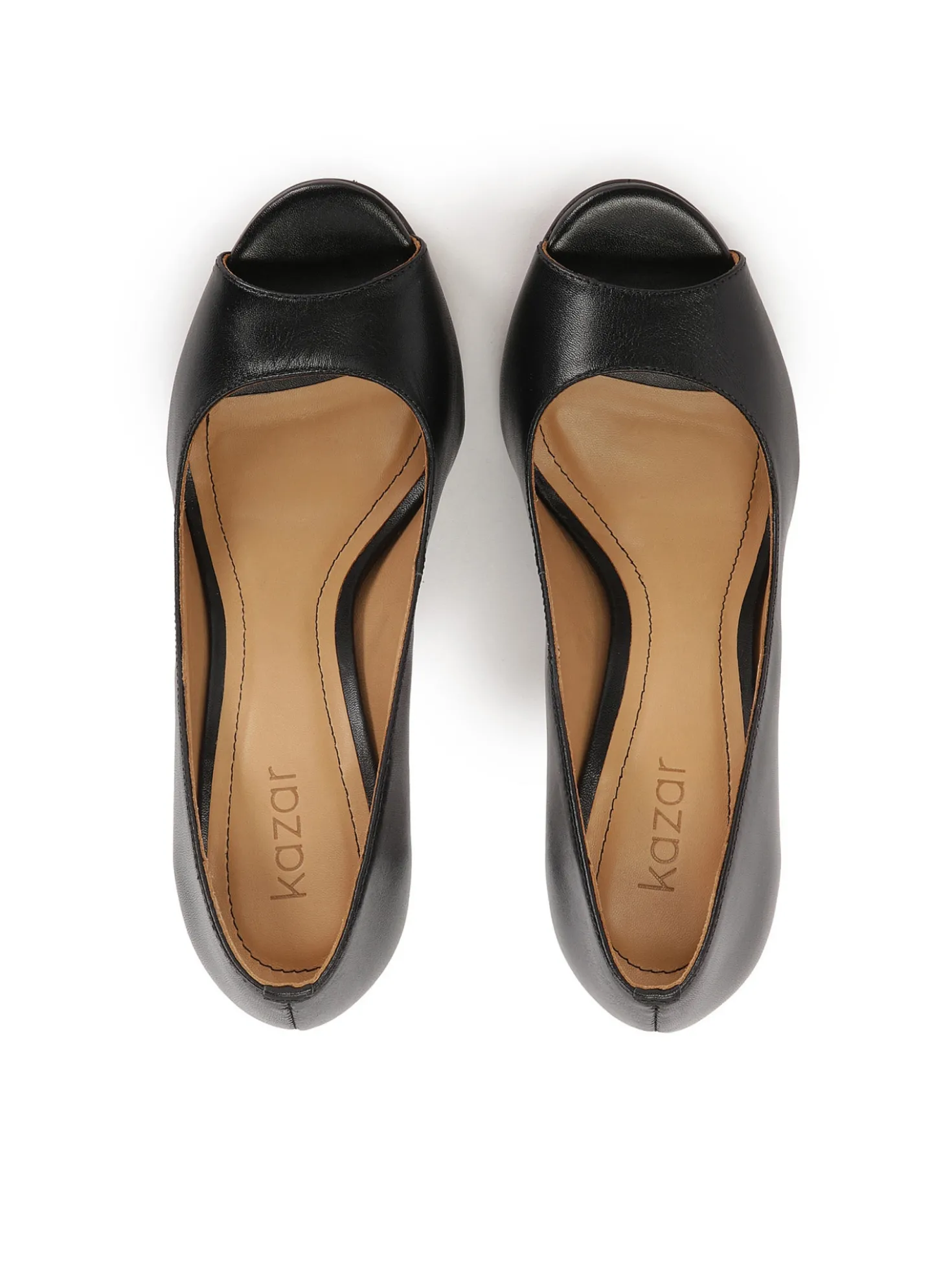 Czarne czółenka peep toe