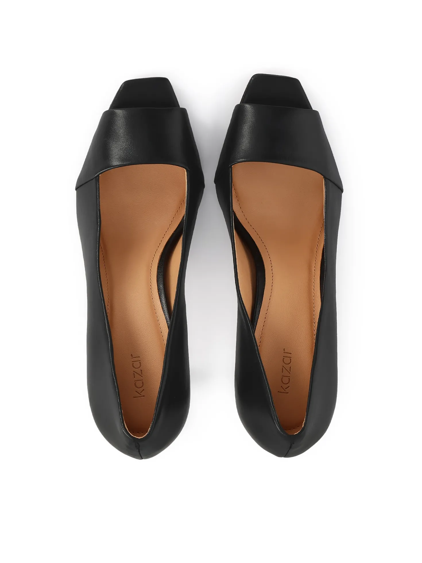 Czarne czółenka peep toe