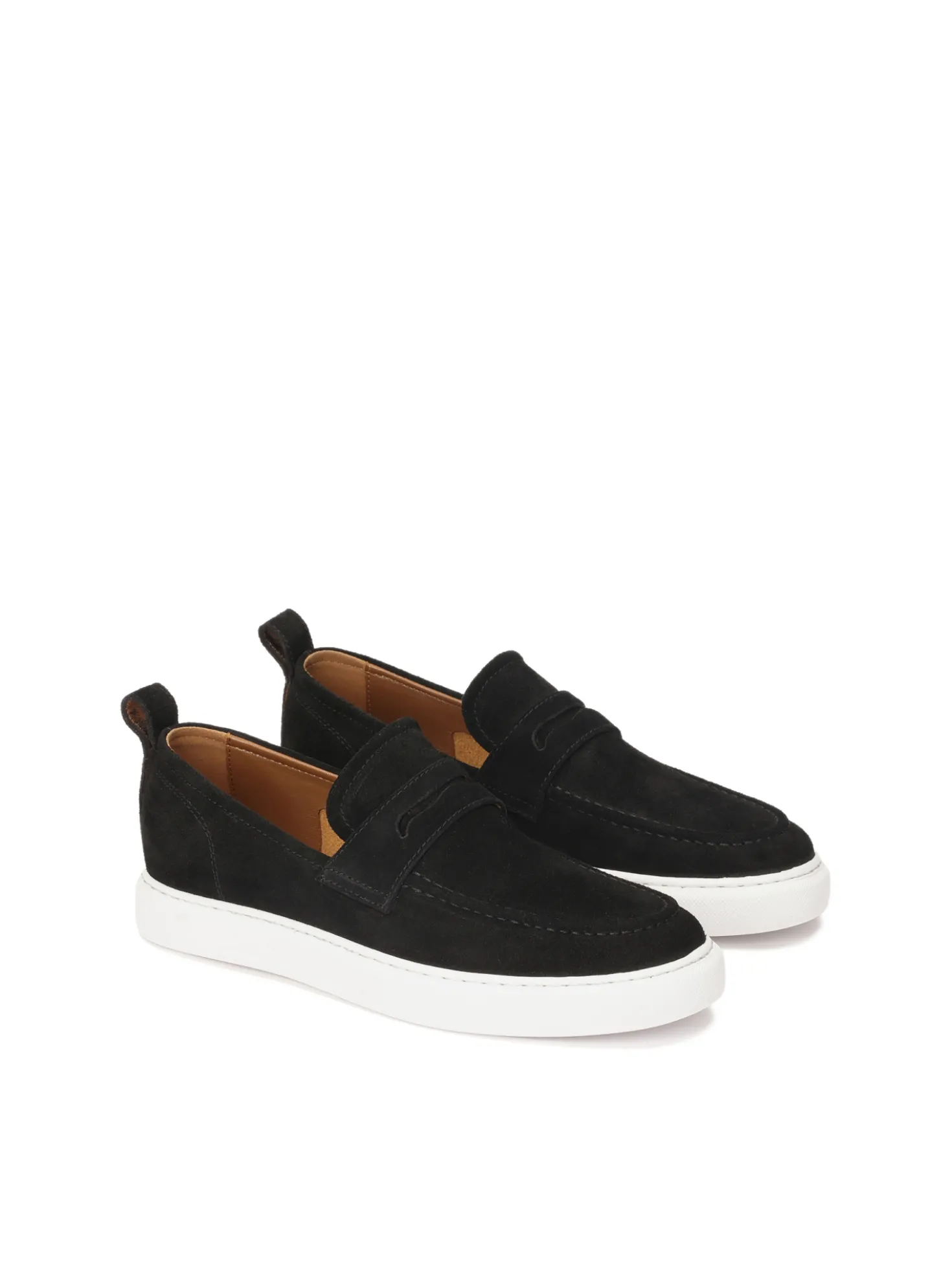 Czarne loafersy na podeszwie typu sneakers