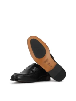 Czarne loafersy z kolekcji Limited Edition