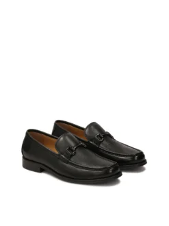 Czarne loafersy z metalową ozdobą
