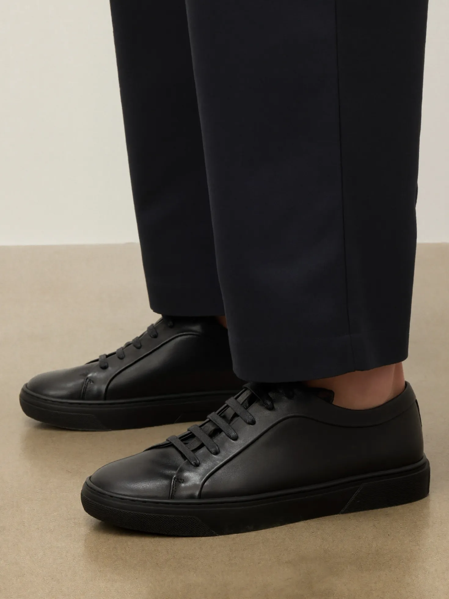 Czarne męskie sneakersy ze skóry naturalnej