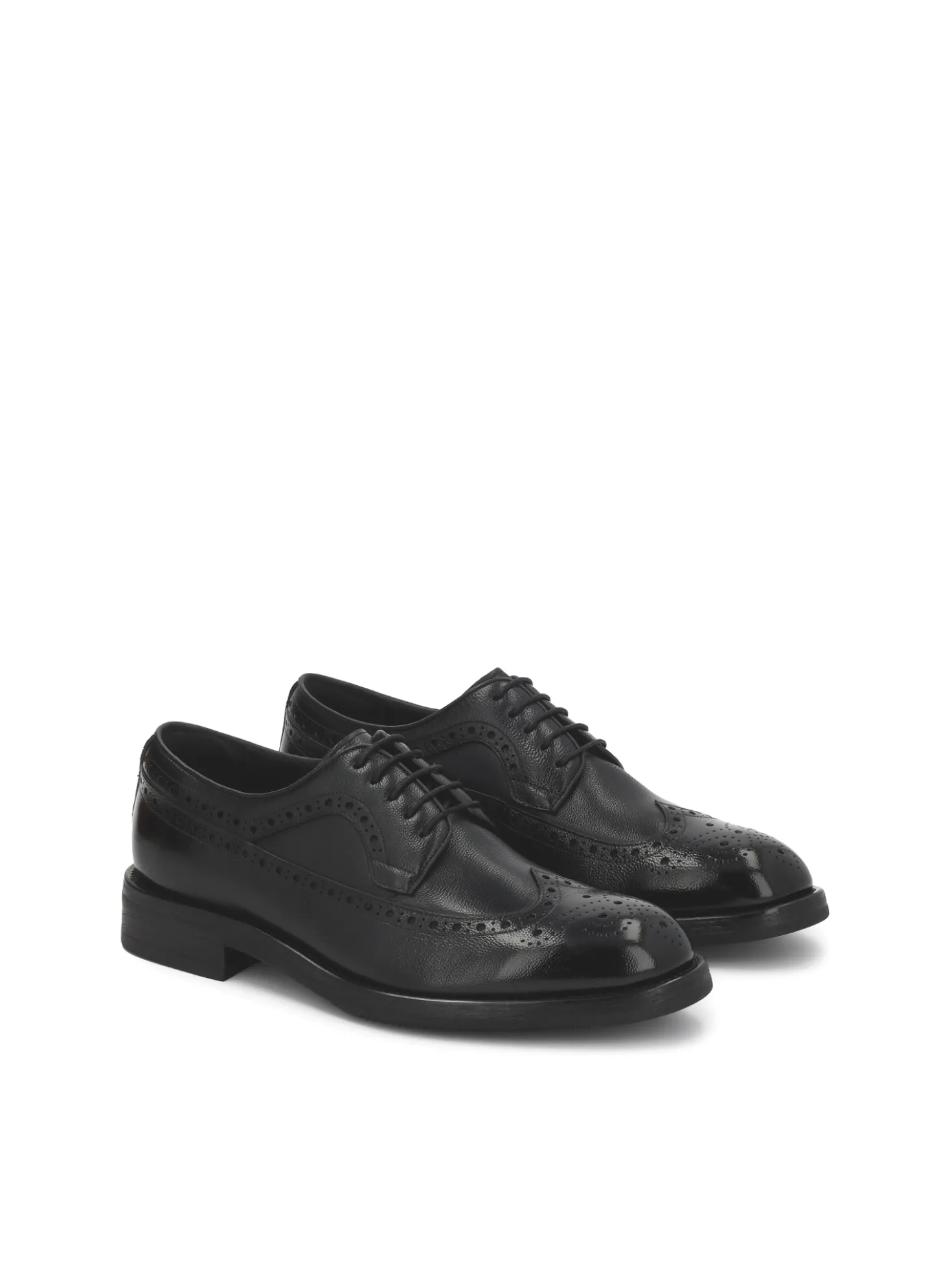 Czarne półbuty derby ze skóry z ażurowym zdobieniem Brogues