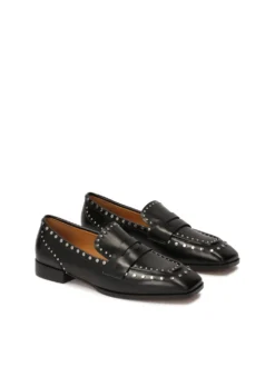 Czarne półbuty slip-on ze srebrnymi metalowymi nitami
