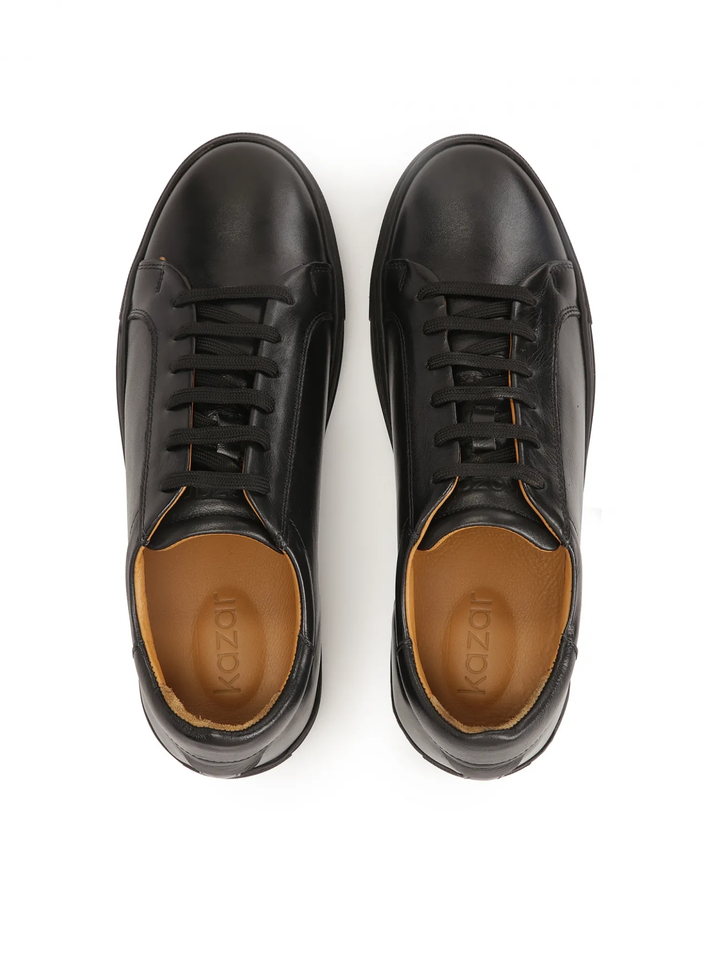 Czarne skórzane sneakersy w stylu minimal