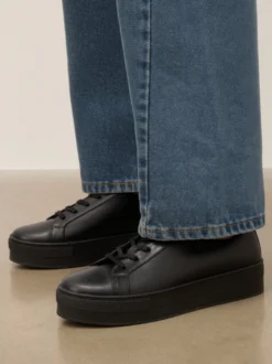Czarne sneakersy damskie