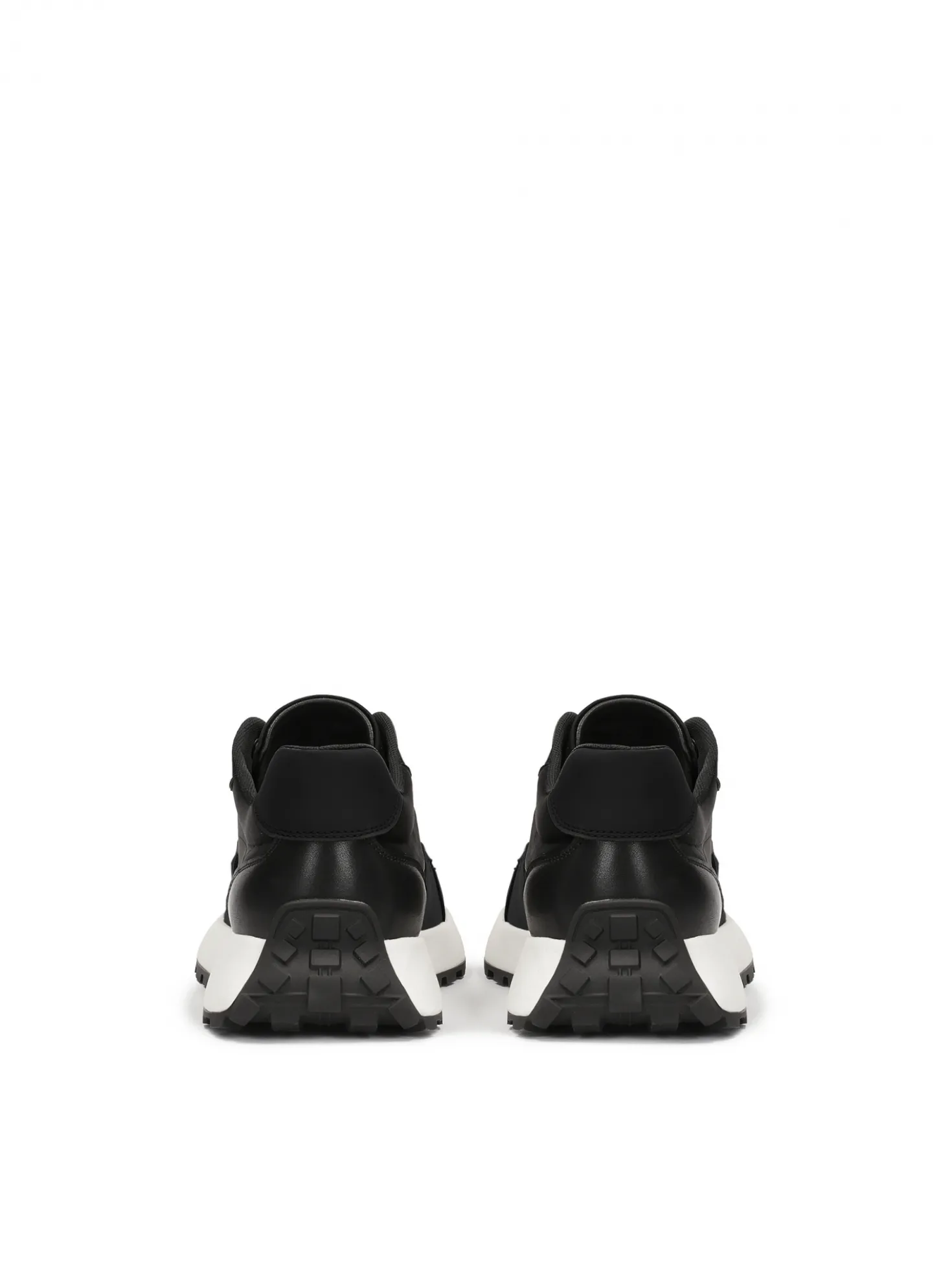 Czarne sneakersy męskie na wygodnej podeszwie