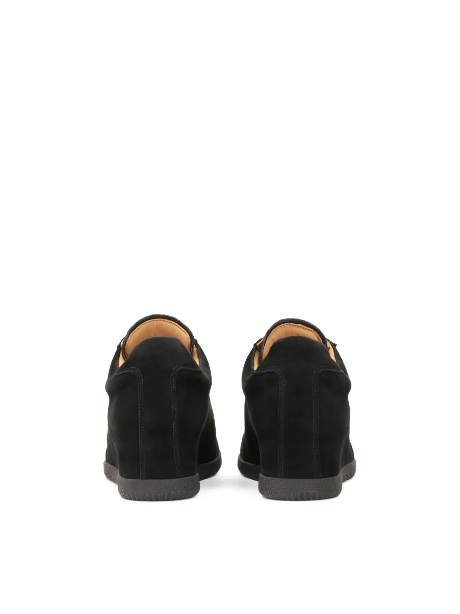 Czarne sneakersy na ukrytym koturnie