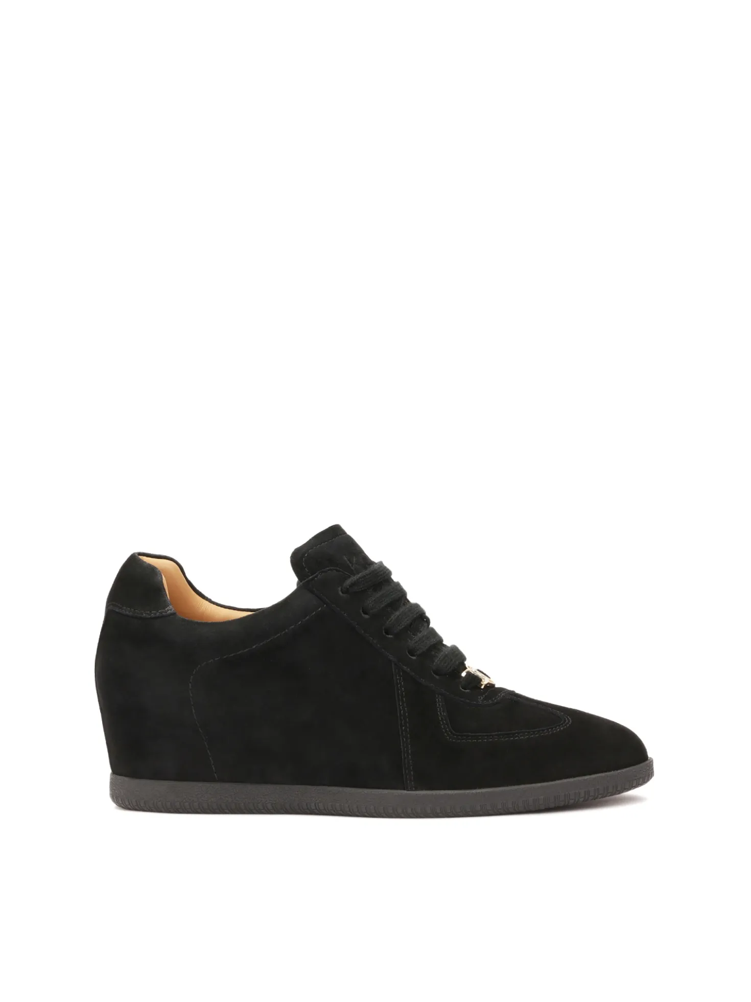 Czarne sneakersy na ukrytym koturnie