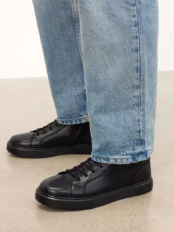 Czarne sneakersy za kostkę z naturalnej skóry