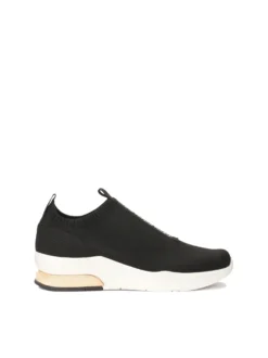 Czarne sneakersy z elastyczną wsuwaną cholewką