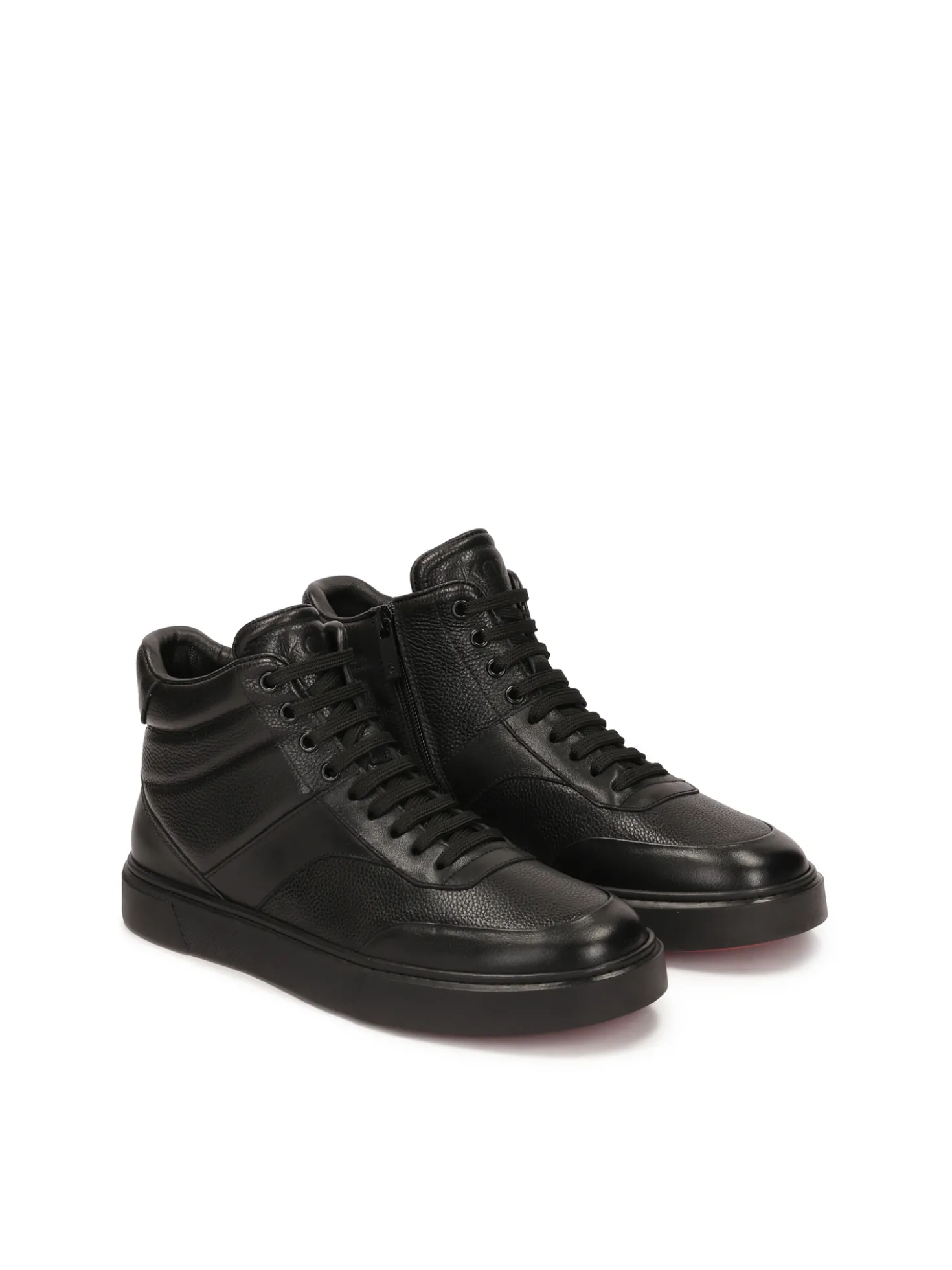 Czarne sneakersy z wysoką cholewką
