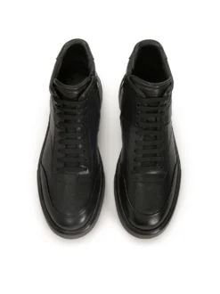 Czarne sneakersy z wysoką cholewką