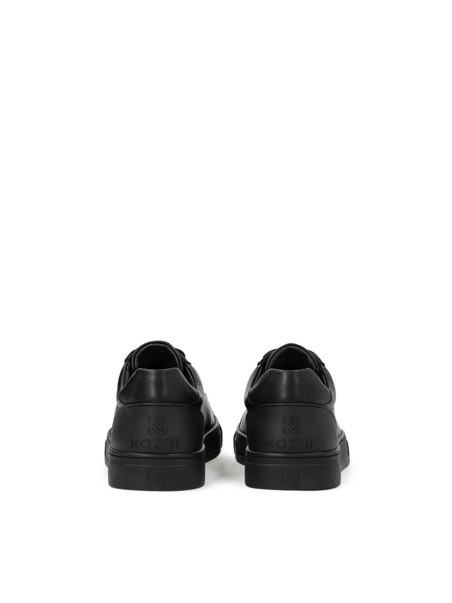 Czarne sznurowane sneakersy ze skóry