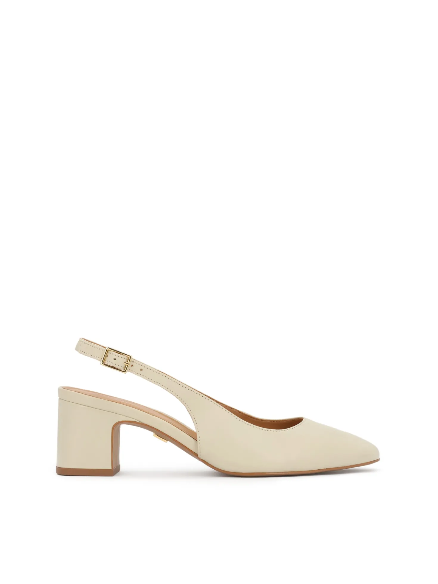 Czółenka slingback z jasnej skóry