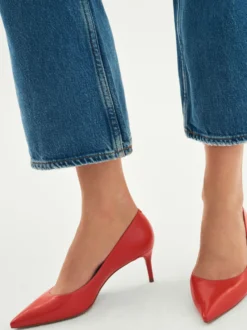 Czerwone czółenka damskie