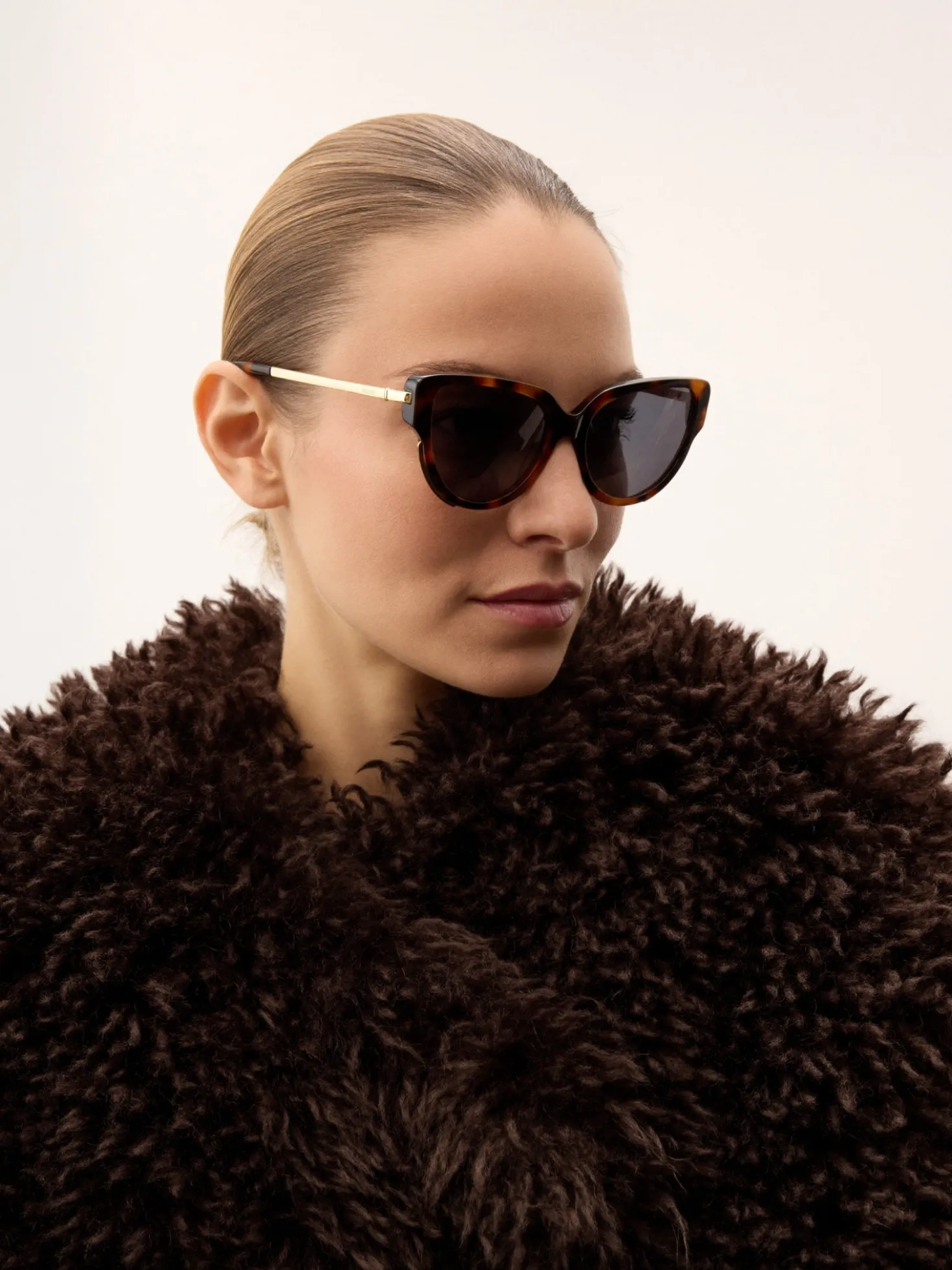 Damskie brązowe okulary przeciwsłoneczne cat eye