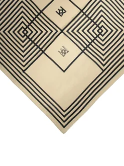 Elegancka jedwabna apaszka damska w monogramy KAZAR