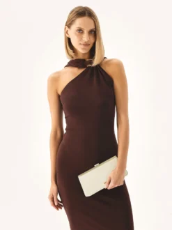 Elegancka torebka z metalową ramą