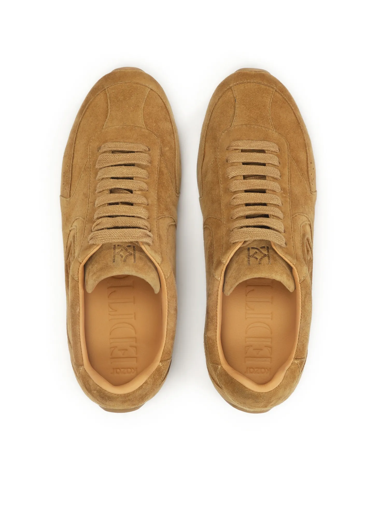 Jasnobrązowe sneakersy z zamszu