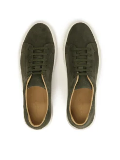 Khaki sneakersy z zamszu na białej podeszwie