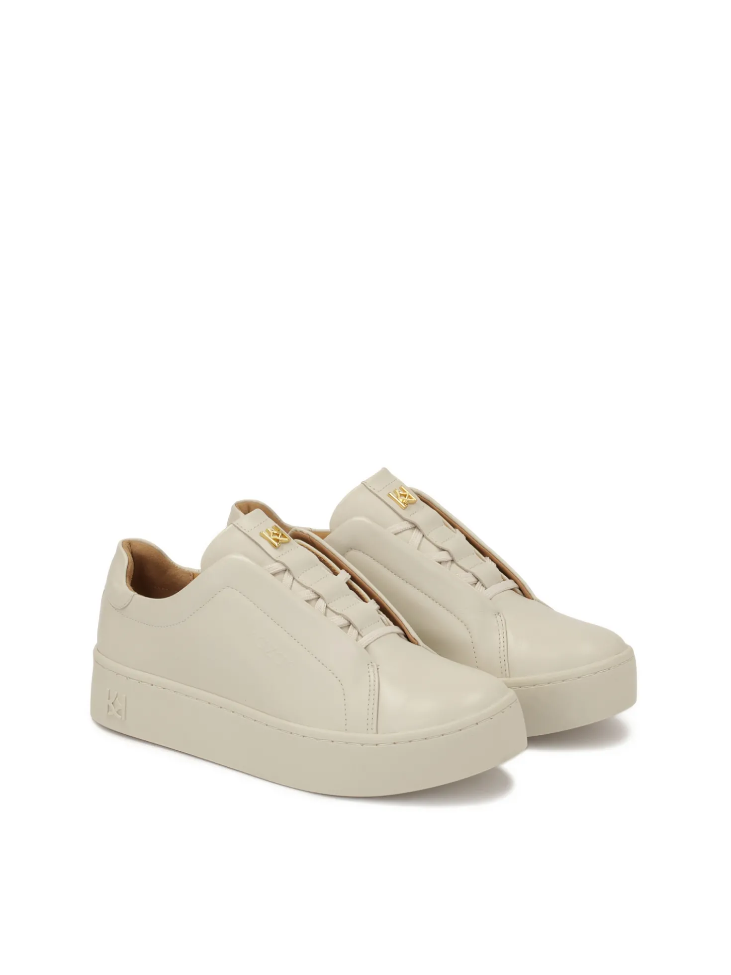 Komfortowe sneakersy na grubej podeszwie