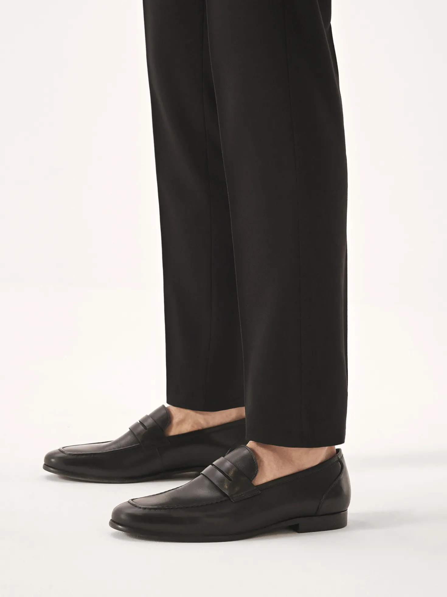 Loafersy z naturalnej skóry w czarnym kolorze