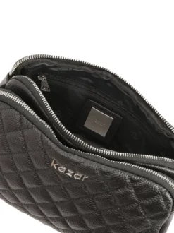 Mała czarna torebka crossbody ze srebrnym okuciem