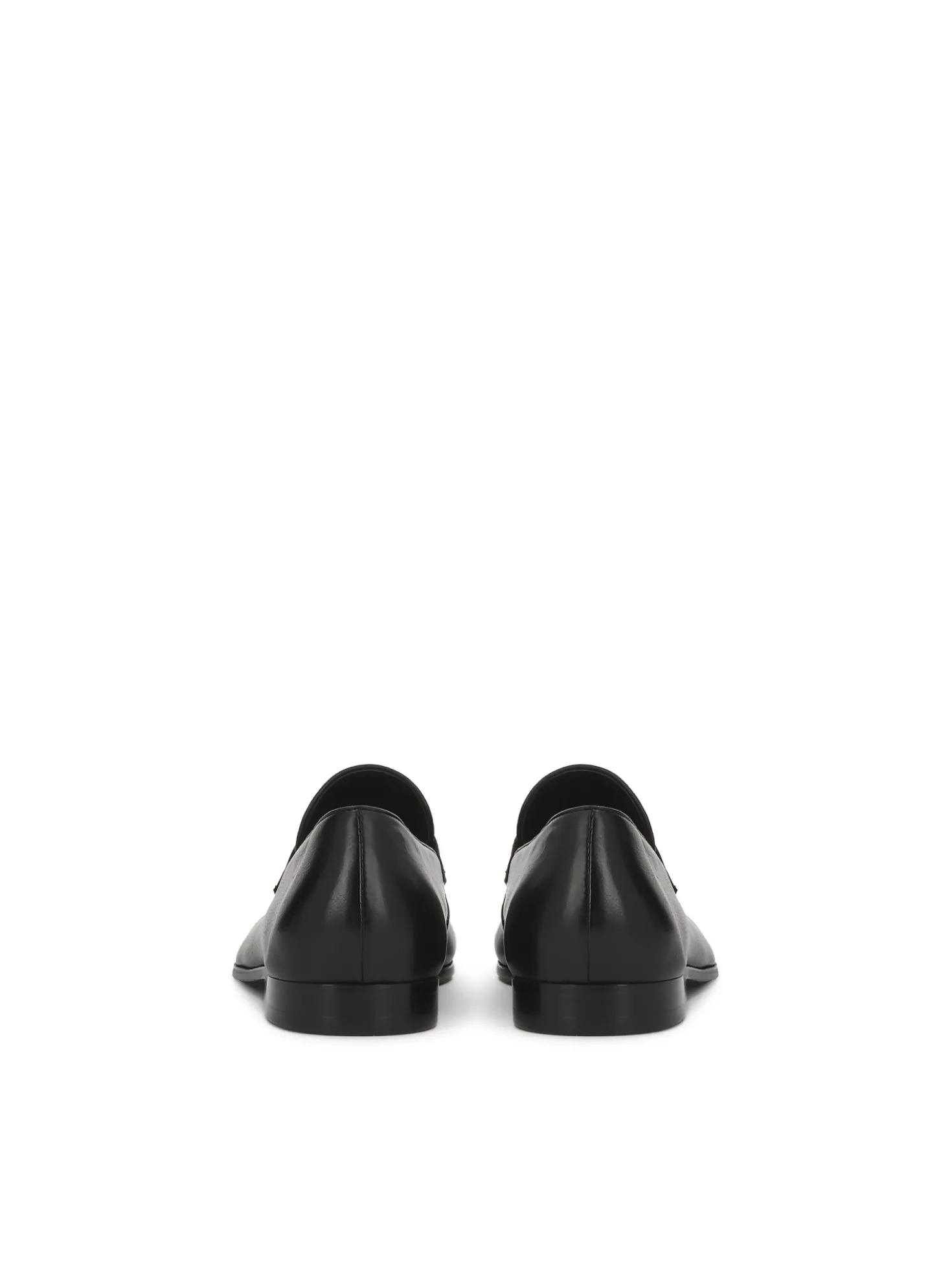 Minimalistyczne loafersy ze skóry