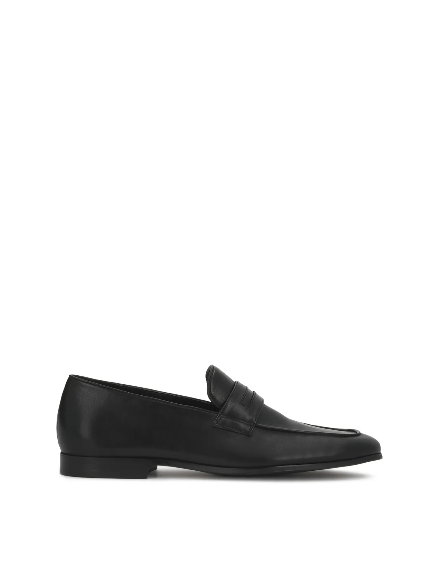 Minimalistyczne loafersy ze skóry