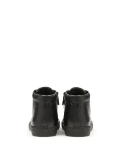 Minimalistyczne sneakersy męskie z cholewką za kostkę