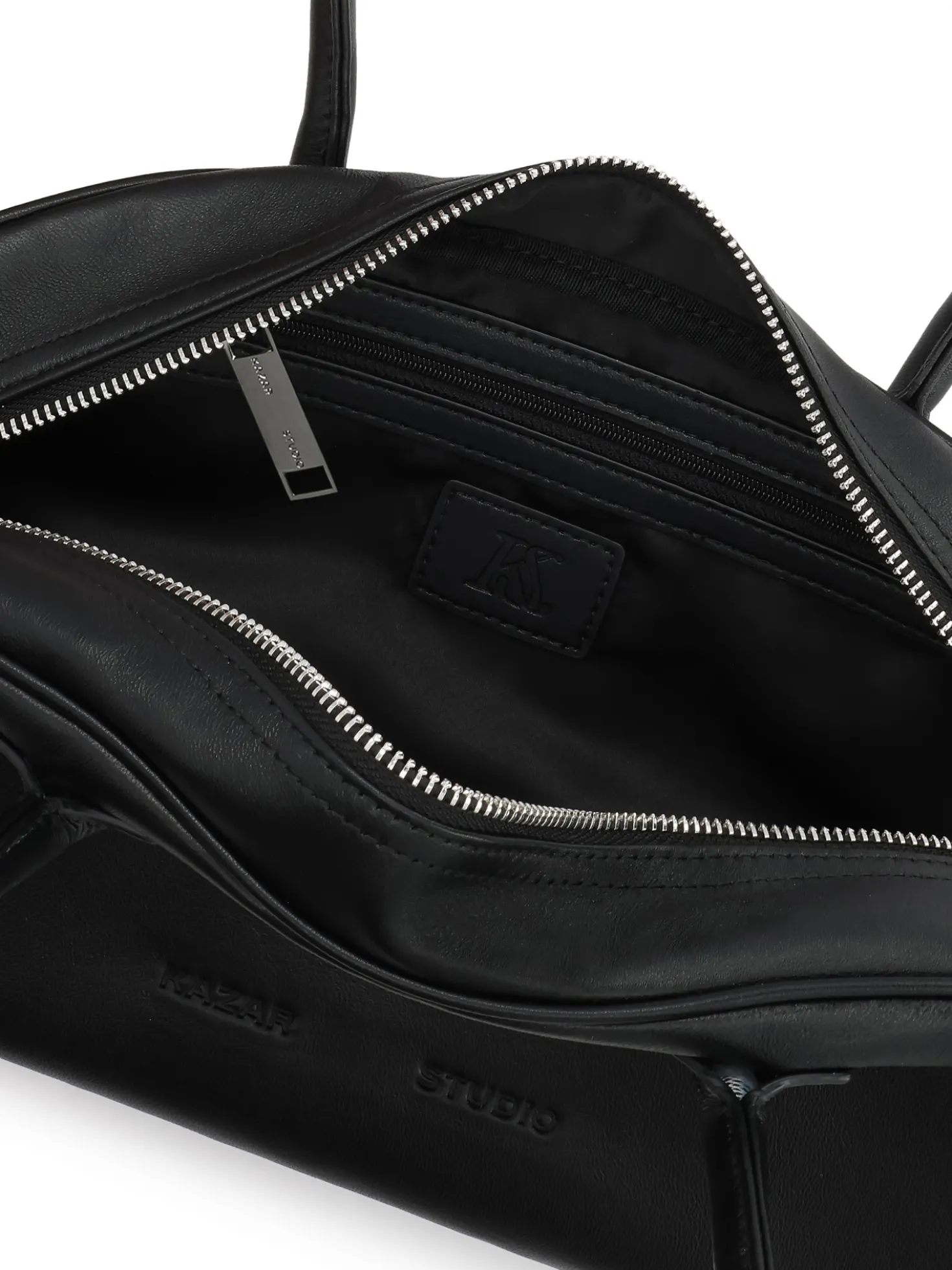 Modna torebka w kształcie baguette bag