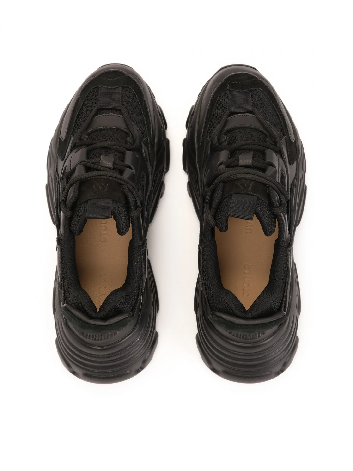 Nowoczesne czarne sneakersy damskie na grubej podeszwie