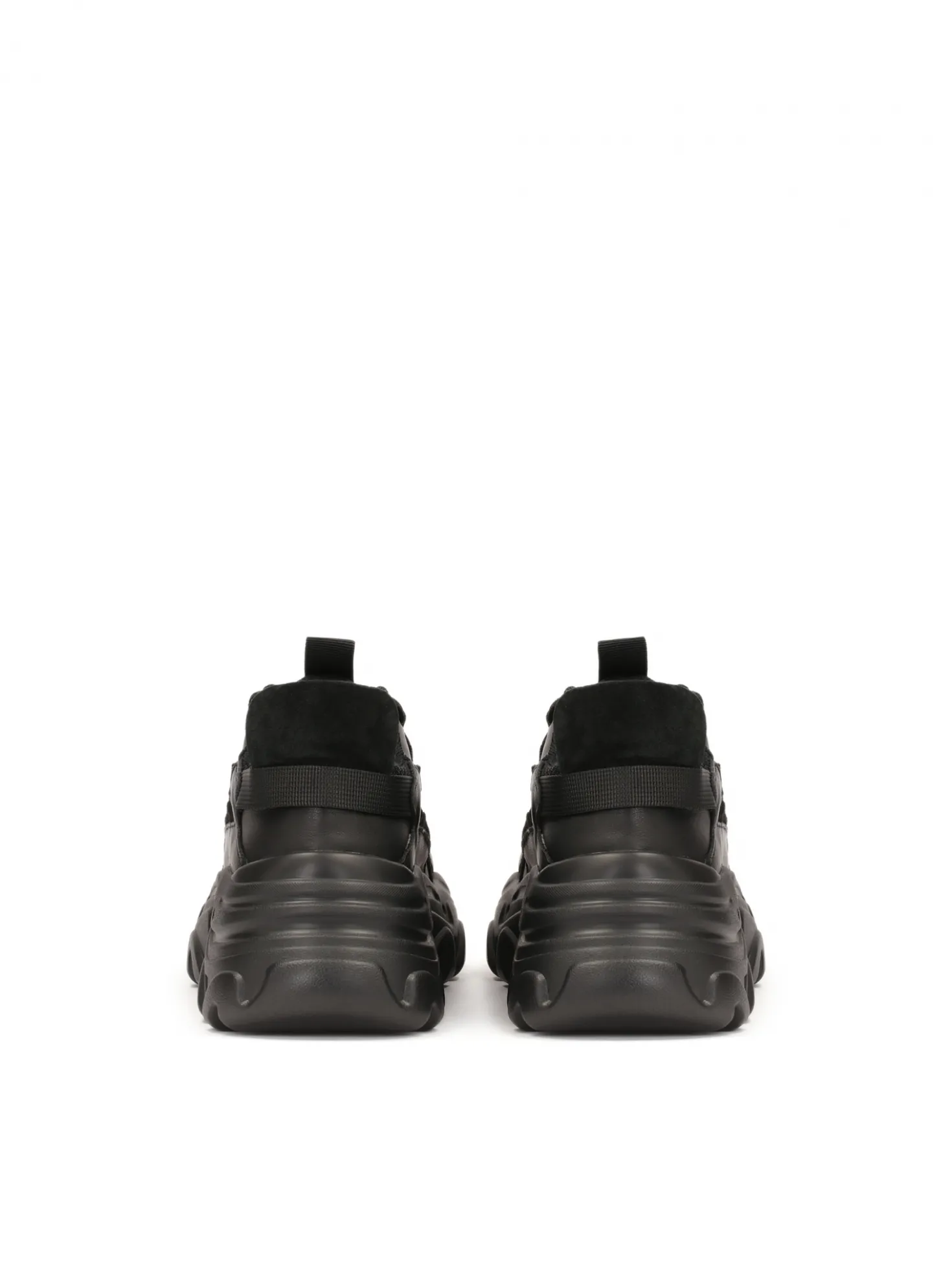 Nowoczesne czarne sneakersy damskie na grubej podeszwie