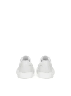 Ponadczasowe sneakersy męskie w kolorze off-white
