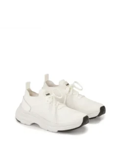 Przewiewne białe sneakersy z tkaniny
