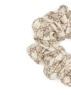 Satynowa gumka w brązowe monogramy KAZAR