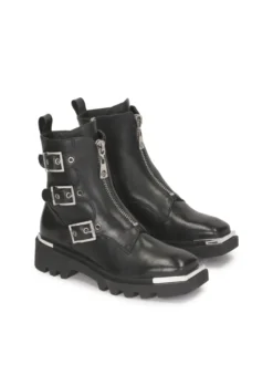 Skórzane botki z kwadratowymi noskami