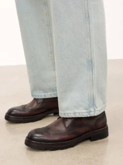 Skórzane półbuty casual ze zdobieniem